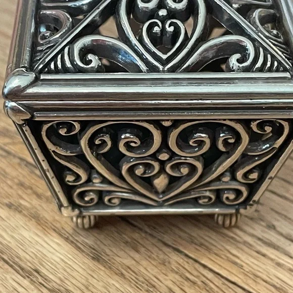 Brighton Metal Heart Trinket Box w Lid Beautiful jewelry box - Picture 4 of 12